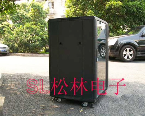 網(wǎng)絡(luò)機柜-7